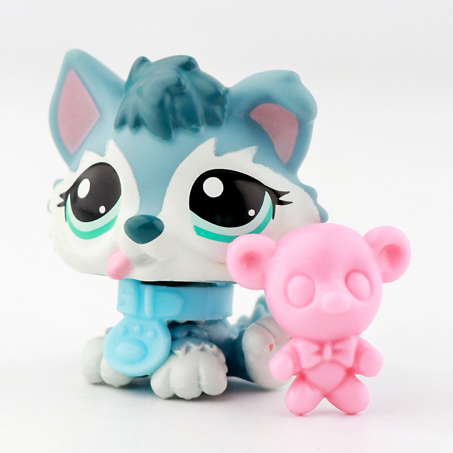 Littlest Pet Shop Blue Baby Husky #2036 with lps Accessories Collar and Bea
