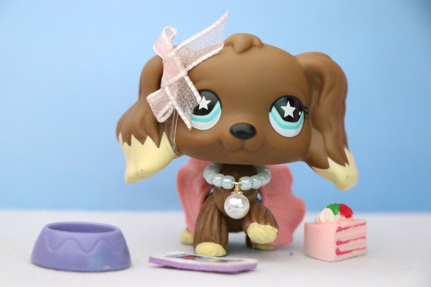 Littlest Pet Shop lps Cocker Spaniel Figure with lps Accessories Outfit Dress
